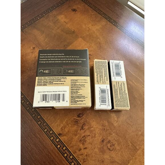 Spark Plug-Copper Plus Champion Spark Plug 828M - Picture 2 of 4